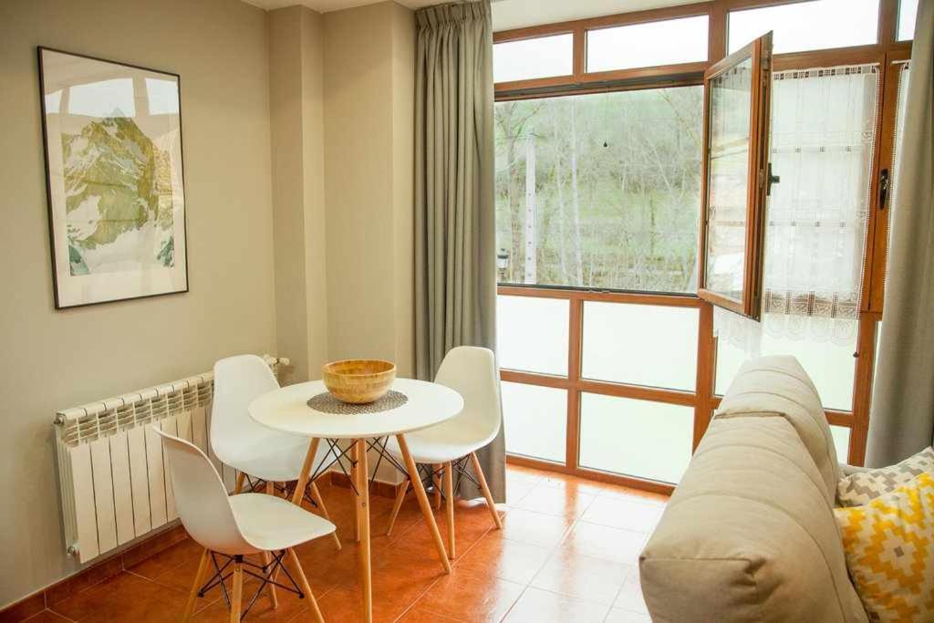 Cumbres De Los Picos Apartamento Los Abedules Poo  Екстериор снимка
